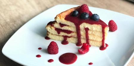 Este postre es menos complicado que el ‘cheesecake’ (y sabe casi igual)