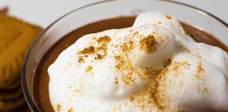 Disfruta de este chocolate a la taza vegano