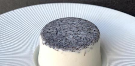 Cómo preparar panna cotta trufada