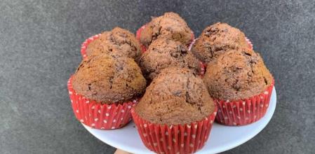 Prepara estas deliciosas esponjas de cacao en tiempo récord