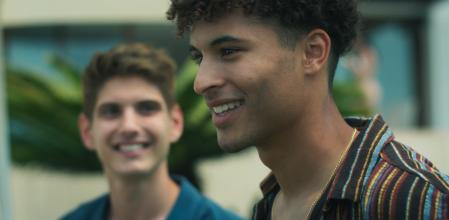 Marc Soler, un deportista disciplinado que se siente atraído por su principal rival en el equipo, interpretado por Ton Vieira.