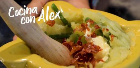 ‘Cocina con Àlex’ estas deliciosas patatas con judías y jamón al mortero