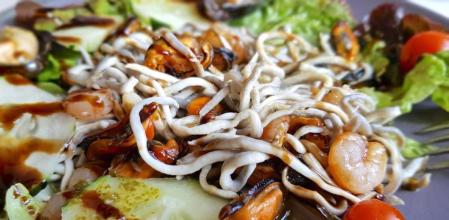 Cómo hacer una ensalada de gulas en 15 minutos