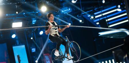 Pablo Castellano ha ganado por un margen mínimo