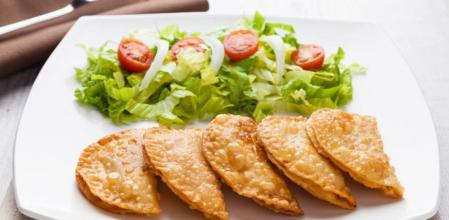 La receta de empanadillas de queso, atún y huevo que te encantará