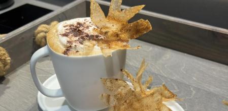 Prepara este café de otoño con chocolate y galletas de canela de Miquel Antoja