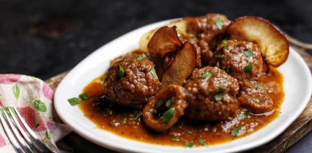 La receta de albóndigas con manzana y calamar más suculenta