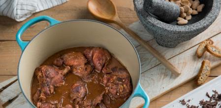La receta de conejo con chocolate más exquisita