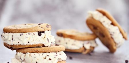 Cookies con helado: receta del sándwich del verano