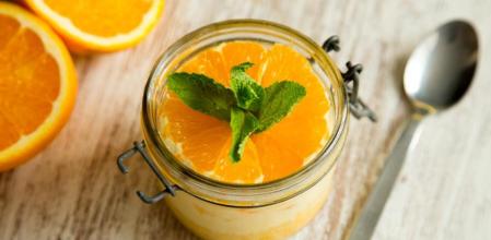 Tiramisú de naranja, un postre de contrastes