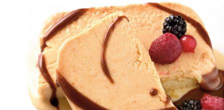 Prepara un irresistible biscuit de turrón con chocolate en media hora