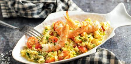 La receta exprés de salpicón de langostinos que se convertirá en tu aperitivo favorito del verano