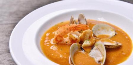 Sopa de marisco: la receta que querrás preparar todo el año