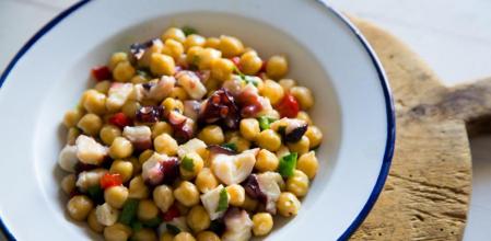 Empedrat de pulpo para una cena saludable y nutritiva