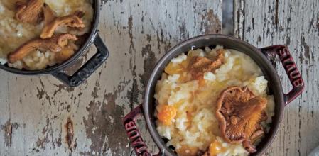 Receta vegetariana: cazuelitas de arroz, calabaza y rebozuelos