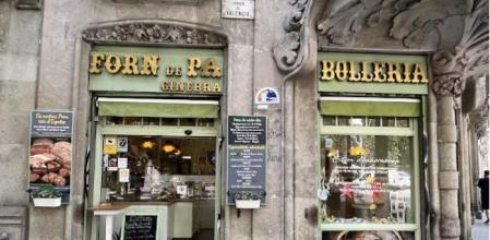 La antigua fachada del Forn Ginebra