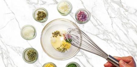 Cómo preparar ‘lactonesa’ (y otras salsas derivadas)