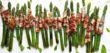 Cómo preparar estos rollitos de espárragos trigueros (para fotografiarlos con encanto en Instagram)
