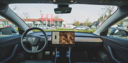 Ross Gerber, accionista de Tesla: “No estoy nada convencido de que la gente vaya a dejar de conducir y se deje llevar pasivamente a los sitios mientras mira otra pantalla”