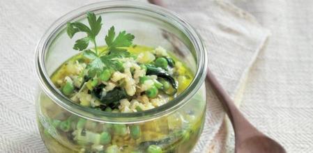 El arroz integral con guisantes y puerros que debes probar