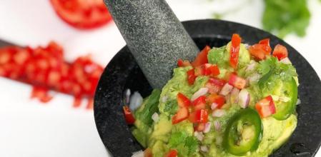 Cómo preparar el aliño perfecto para el aguacate