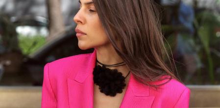 Traje fucsia de Zara