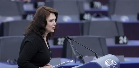 Strasbourg (France), 23/04/2024.- European Commissioner for Equality, Helena Dalli speaks during a debate on 'Combating violence against women and domestic violence', at the European Parliament in Strasbourg, France, 23 April 2024. The EU Parliament's session runs from 22 until 25 April 2024. (Francia, Estrasburgo) EFE/EPA/RONALD WITTEK