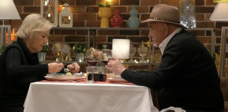 Eva y Jesús durante la cena