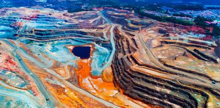 Mina de cobre a cielo abierto en Riotinto (Huelva).