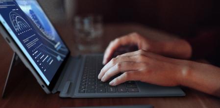 El ordenador desmontable Dell Latitud 7350.