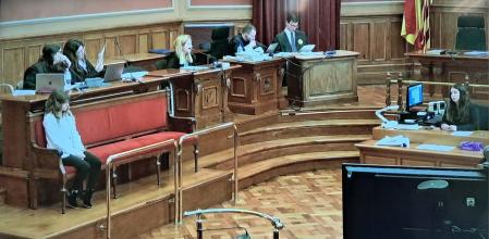 Juicio a Cristina Rivas, la mujer confesó matar a su hija Yaiza en Sant Joan Despí (Barcelona) para quien las acusaciones piden prisión permanente revisable. En la Audiencia de Barcelona el lunes 13 de mayo de 2024.