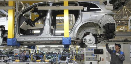 Fabricación de un SUV en una planta de la marca eléctrica china Li Auto