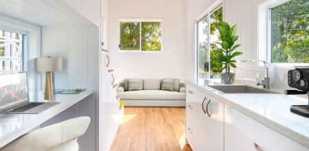 La última novedad de Big Tiny Homes es un muy buen ejemplo de lo que debe ofrecer una vivienda móvil.