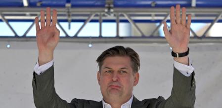 FILE PHOTO: Maximilian Krah, member of the European Parliament for the far-right Alternative for Germany and AfD's top candidate in June's election to the assembly, attends a local election campaign rally in Dresden, Germany, May 1, 2024. REUTERS/Matthias Rietschel/File Photo