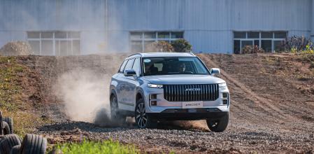 El Jaecoo 7, un SUV de tamaño medio, destaca por su garantía de 7 años y su motor de gasolina eficiente&nbsp;