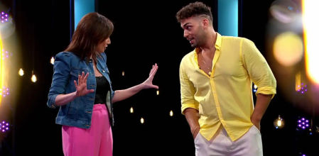 Ricky junto a Marta Flich en el plató de 'Naked Attraction'