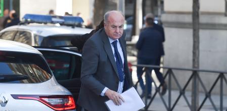 MADRID, SPAIN - FEBRUARY 20: Judge Manuel Garcia Castellon gets out of a vehicle to enter the Audiencia Nacional, on 20 February, 2024 in Madrid, Spain. The Swiss Federal Office of Justice has sent a letter to the judge of the 'Tsunami Democratic' case, Manuel Garcia Castellon, through the Ministry of Justice, in which it refuses to assist him in the location of the general secretary of ERC Marta Rovira and in obtaining banking information related to the platform because it understands that it must first decide whether there is a political character in the request. According to legal sources confirmed to Europa Press, the competent Swiss authorities request in the letter information on how the amnesty law being processed in the Congress of Deputies may affect this particular case. (Photo By Gustavo Valiente/Europa Press via Getty Images)