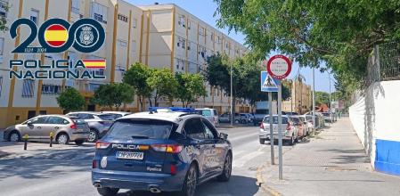 Vehículo de la Policía Nacional en Puerto Real