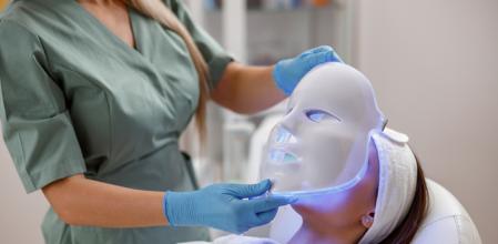 Mascarilla LED para el rostro.