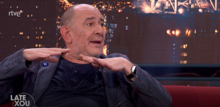 Karra Elejalde recuerda su juventud en la hostelería en 'Late Xou'