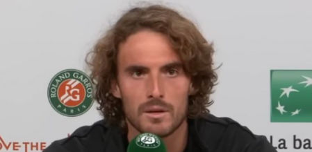 Stéfanos Tsitsipás en rueda de prensa