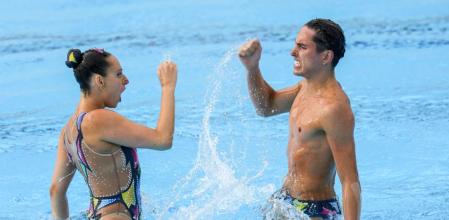Spain's Emma Garcia Garcia, left, and Dennis Gonzalez Boneu compete during the mixed duet free final event at the European Aquatics Championships in Belgrade, Serbia, Wednesday, June 12, 2024. (AP Photo/Darko Bandic)