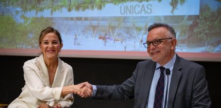 L’Hospital Sant Joan de Déu i la Fundación Amancio Ortega presenten un acord de col·laboració per a la construcció d’un centre pioner en atenció i recerca de malalties pediàtriques minoritàries. A la roda de premsa estaran el Santiago, pacient de Navarra que ha superat un trastorn greu del moviment, provocat per una malaltia minoritària, gràcies a una tècnica quirúrgica pionera d’estimulació cranial profunda, i el seu pare