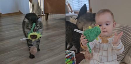 Daisy y su hermano pequeño.