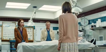 Una escena de la película 'Kinds of kindness', la nueva de Yorgos Lanthimos.