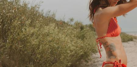 El bronceado con caña de azúcar se queda en las capas superficiales de la piel.