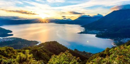 Lago de Atitlán, Guatemana