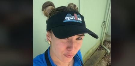 La protagonista con su nuevo atuendo de trabajo