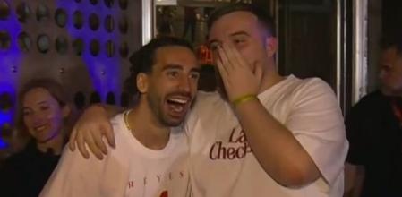 Ibai y Cucurella riendo