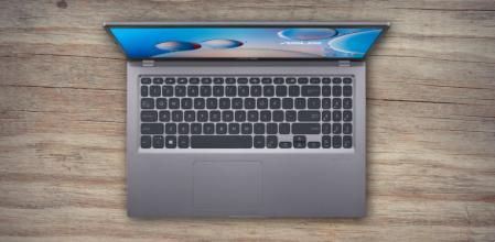 Su diseño incluye un chasis delgado y un teclado numérico